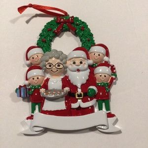 PERSONALIZED CHRISTMAS SANTA FAMILY OF 6 ORNAMENT